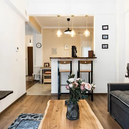 Luxury Centre With Balcony * Thessaloniki