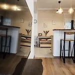 Apartment Macedon Luxury Suites - Balcony, 6Th Floor & Heart Of City