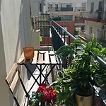 Apartment Macedon Luxury Suites - Balcony, 6Th Floor & Heart Of City