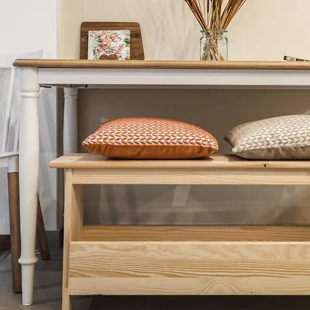 Luxury Center With Balcony Apartament