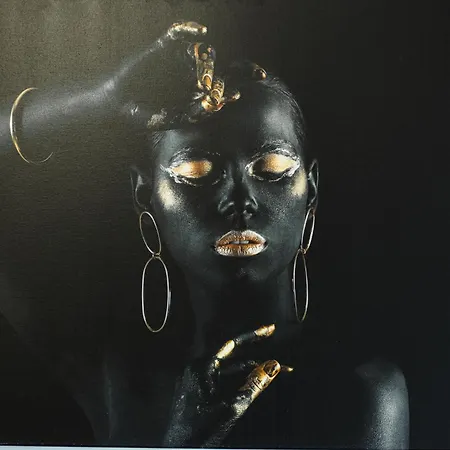 Apartament Luxury Center With Balcony