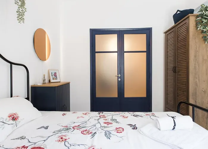 Thessaloniki Luxury Suites - Elegant, Spacious With Balcony Апартаменты Салоники